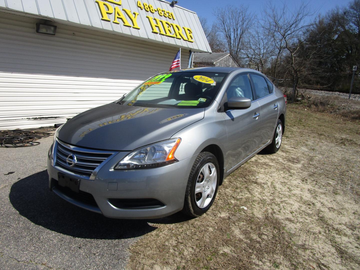 2014 Gray Nissan Sentra (3N1AB7AP9EY) , located at 2553 Airline Blvd, Portsmouth, VA, 23701, (757) 488-8331, 36.813889, -76.357597 - Down Payment: $999 Weekly Payment: $90 APR: 23.9% Repayment Terms: 42 Months ***CALL ELIZABETH SMITH - DIRECTOR OF MARKETING @ 757-488-8331 TO SCHEDULE YOUR APPOINTMENT TODAY AND GET PRE-APPROVED RIGHT OVER THE PHONE*** - Photo#1